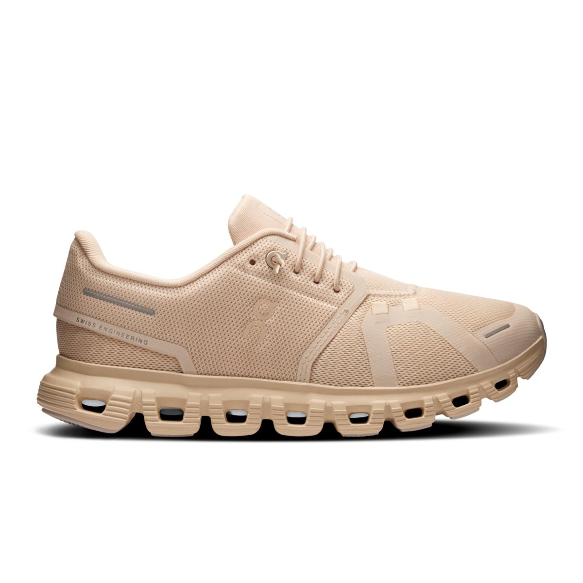 On Womens Cloud 6 Sand/Sand 9.5 Medium