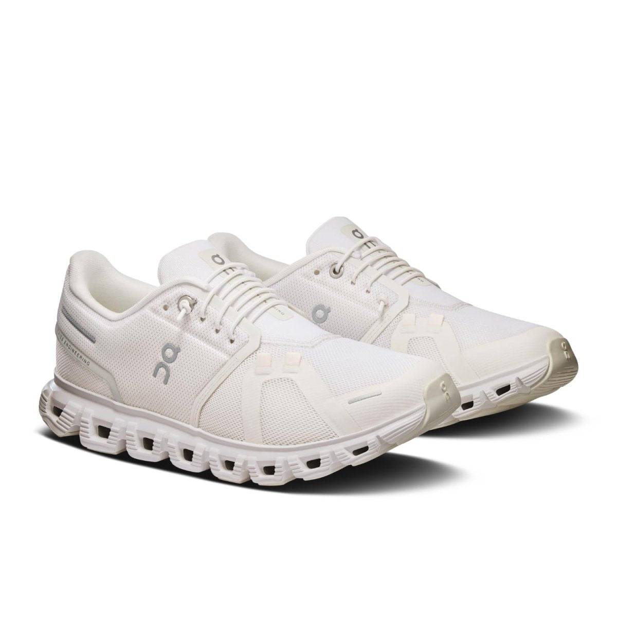 On Women's Cloud 6 Sneakers, White, 9.5 Medium US