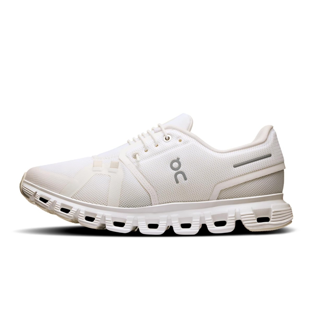 On Women's Cloud 6 Sneakers, White, 9.5 Medium US