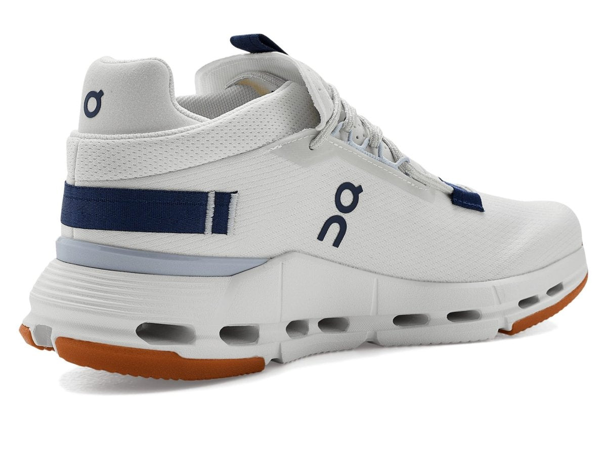 On Womens Cloudnova Form 2 Ice/Zodiac 7.5 Medium